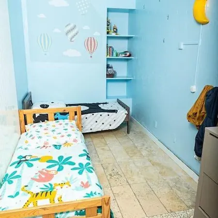 Appartamento Bright Flat For Families And Groups Of Friends